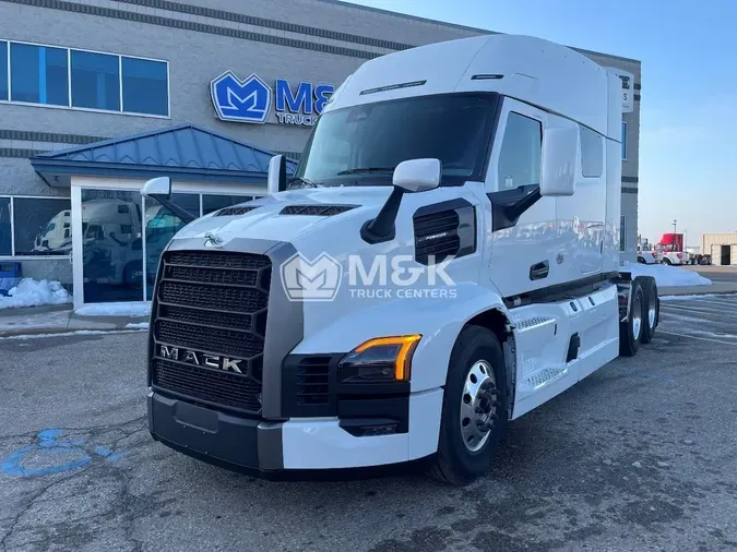 2026 MACK Pioneer 64" Mid Roof Sle621714aacf8456afd76e4280fc2b912a