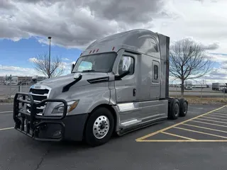 2022 Freightliner Cascadia