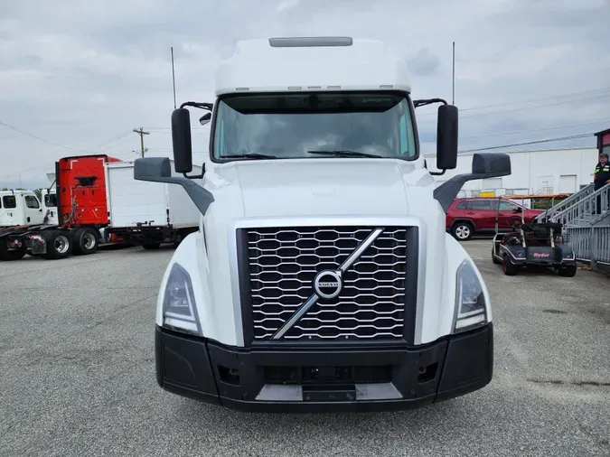 2019 VOLVO VNL64T-760