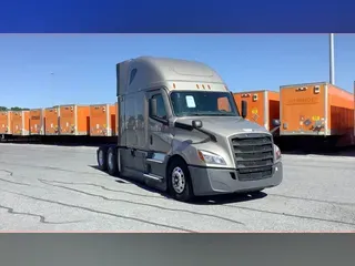 2024 Freightliner Cascadia 126