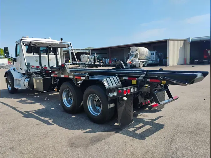 2019 Peterbilt 567