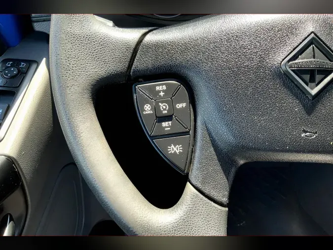 2022 INT LT625 6x4