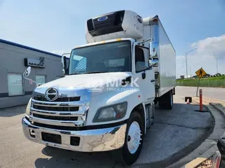 2016 HINO 338 Reefer