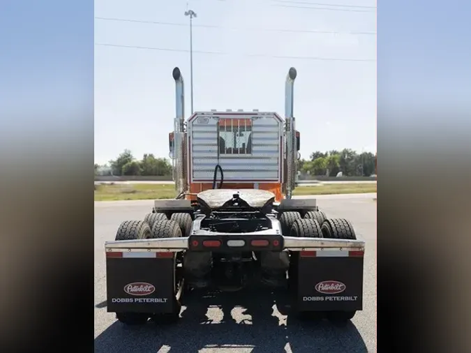 2021 PETERBILT 389