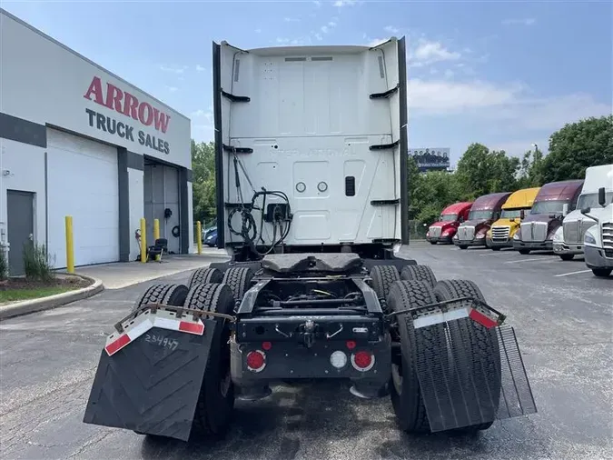 2022 INTERNATIONAL LT625