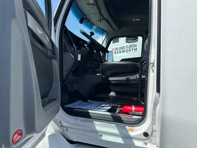 2022 Kenworth T680