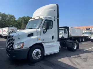 2020 FREIGHTLINER/MERCEDES CASCADIA 113