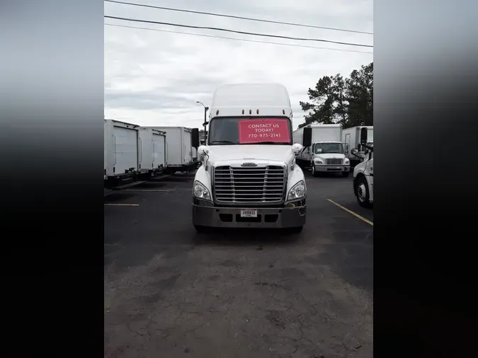 2018 FREIGHTLINER/MERCEDES CASCADIA 125