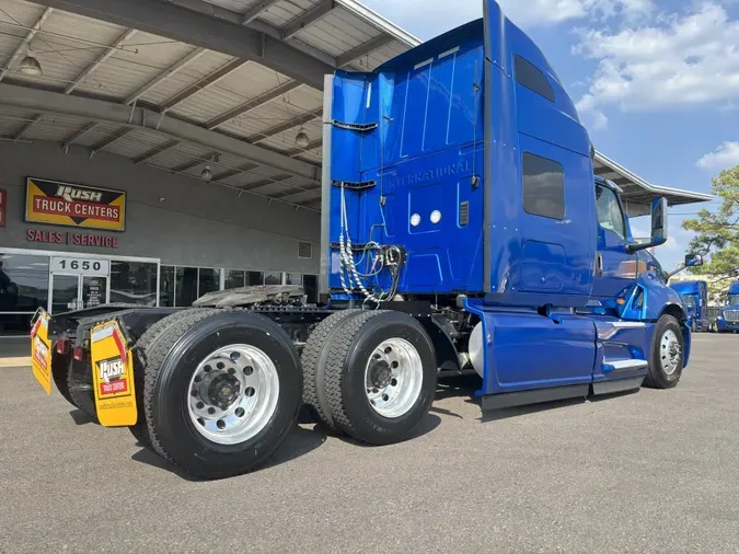 2020 International LT625