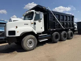 2008 INTERNATIONAL PAYSTAR 5900