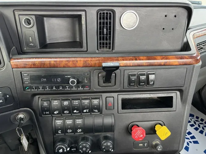 2022 International RH61362363bb8d83e3774b72649aed07b4827