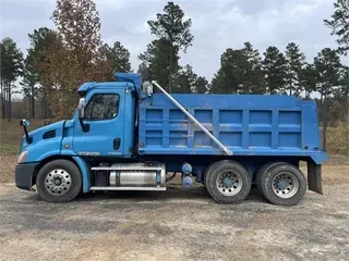 2014 FREIGHTLINER CASCADIA 113