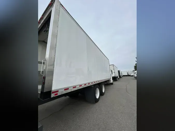 2018 FREIGHTLINER/MERCEDES M2 106623b0a18b8ba4785a35c7ae7b935904b