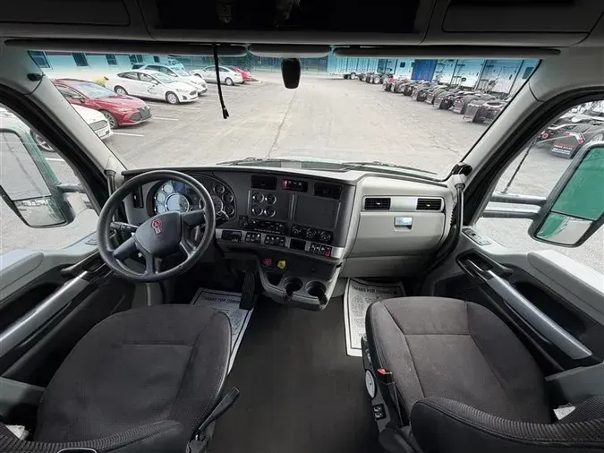 2022 KENWORTH T680
