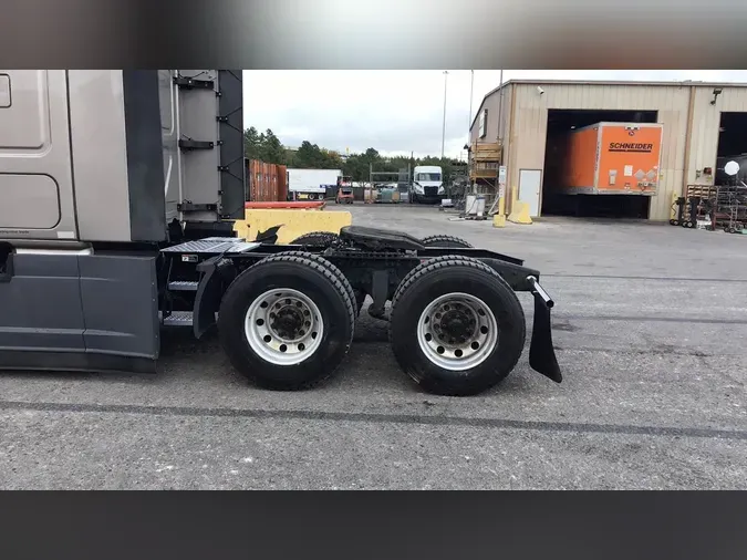 2024 Freightliner Cascadia 1266245350ffcc322c00d63599ad312a3c0