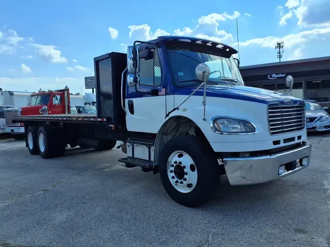 2020 FREIGHTLINER M2 106
