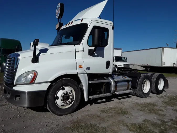 2019 FREIGHTLINER/MERCEDES CASCADIA 1256251ca7b0271636e30be101344144b91