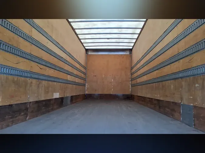 2018 FREIGHTLINER/MERCEDES M2 106