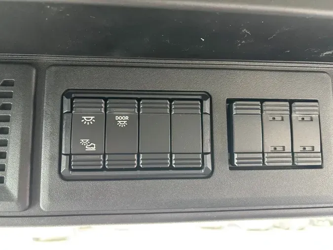 2027 MACK ANTHEM 64T62597b1c668980684b3e3125a7779593