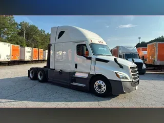 2023 Freightliner Cascadia 126
