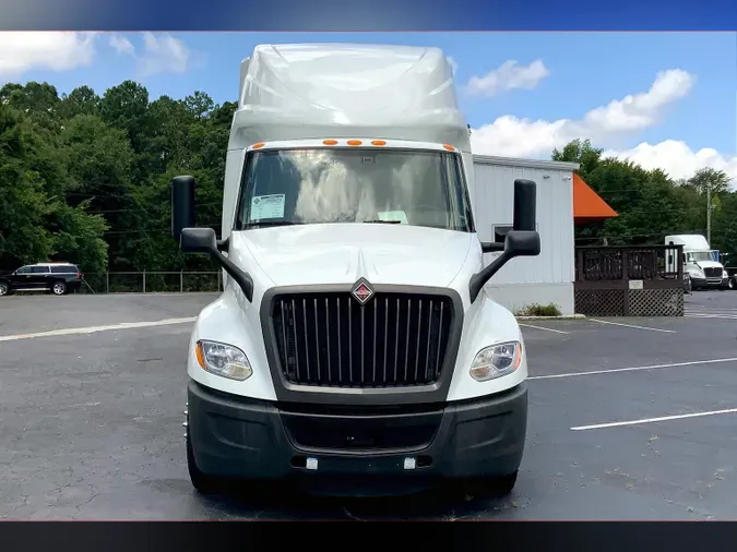 2022 INT LT625 6x4
