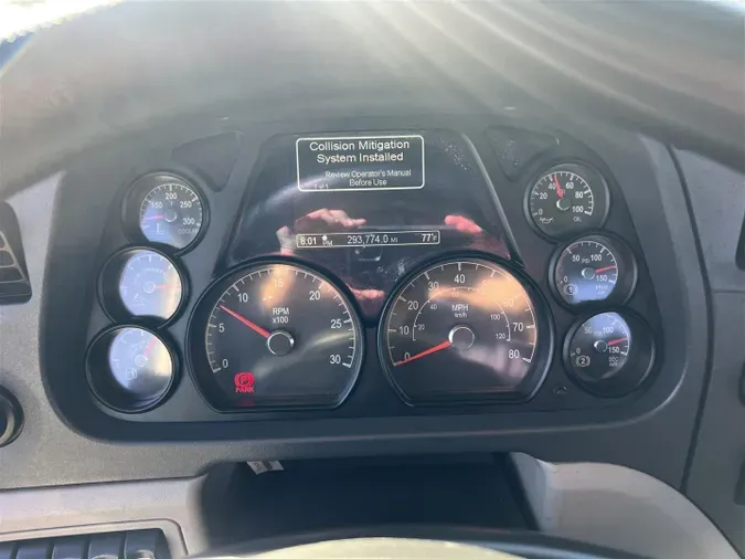 2019 Peterbilt 57962627e87f5f02e94c8680e987ef69b7c