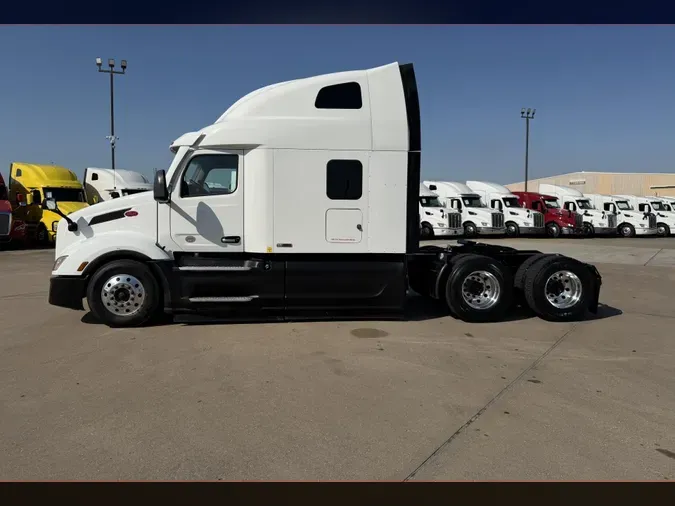 2022 Peterbilt 57962667d1cbe21c55cd599d263f5c6e9d9