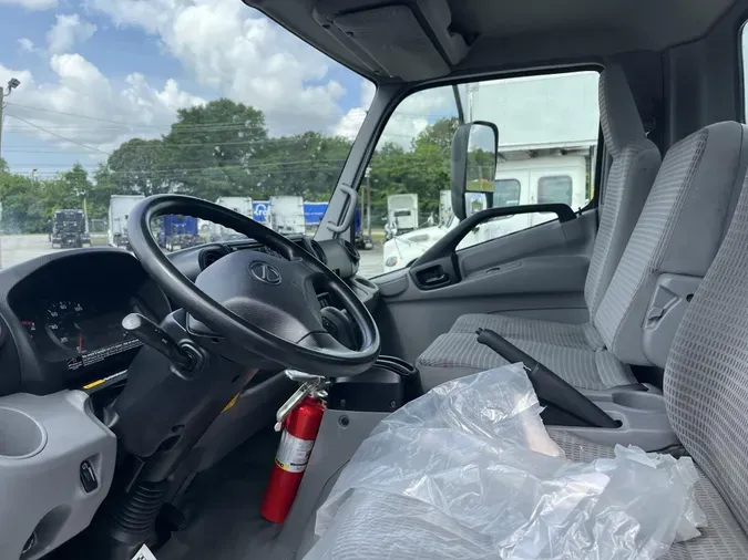2020 Hino 195