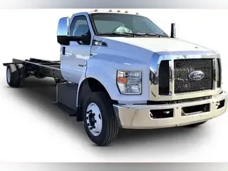 2022 Ford F-650