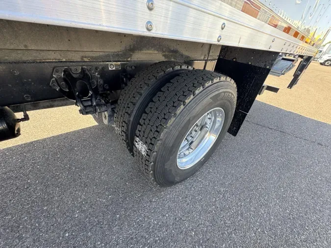 2019 Peterbilt 337