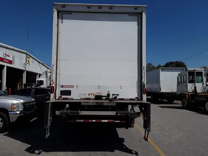 2019 FREIGHTLINER M2 106