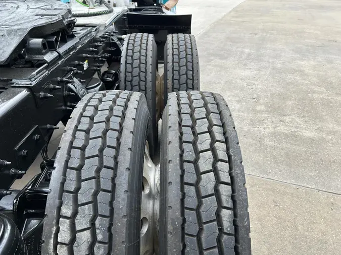 2019 Peterbilt 567
