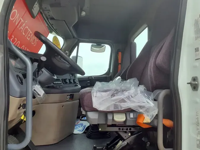 2019 FREIGHTLINER/MERCEDES CASCADIA 125