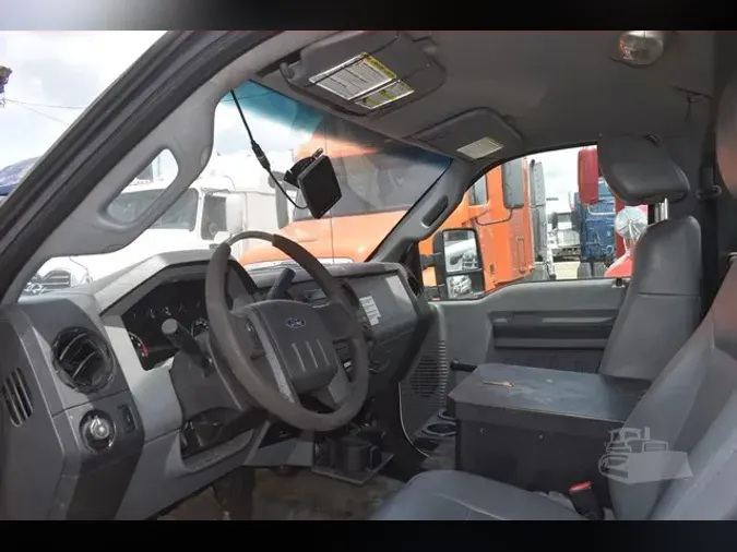 2012 VERSALIFT TEL29N03