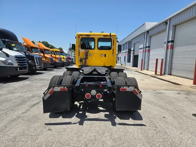 2019 FREIGHTLINER CASCADIA 113