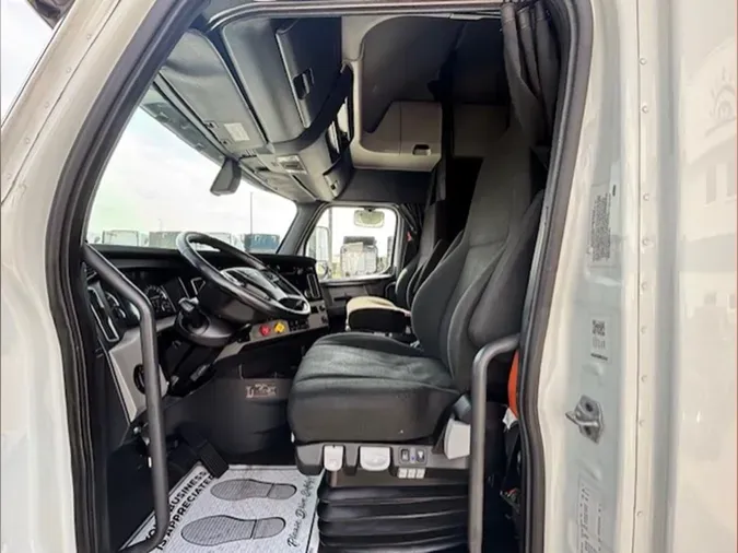 2020 Freightliner PT126SLP