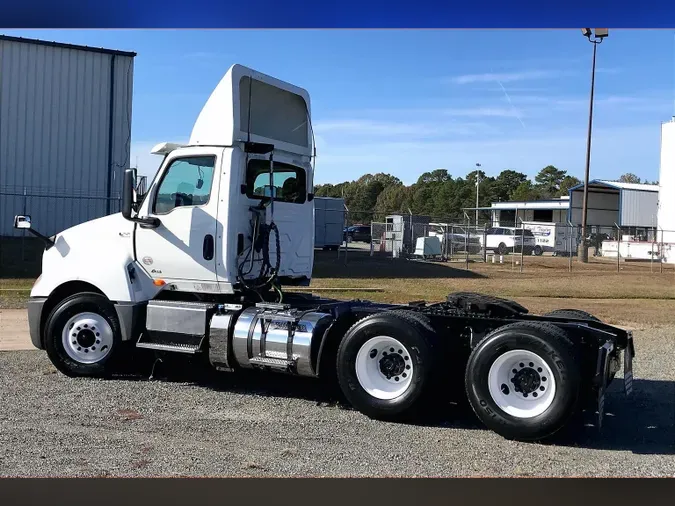 2019 INT LT625 6x462827a67d7540475e56db688665a4d45