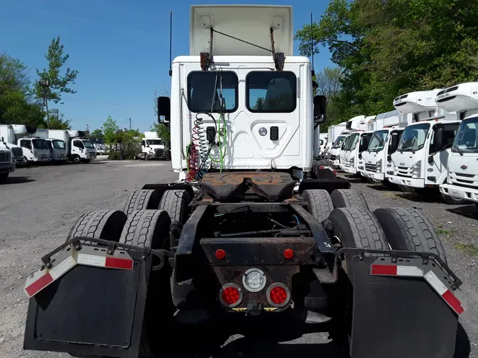 2017 FREIGHTLINER/MERCEDES CASCADIA 125