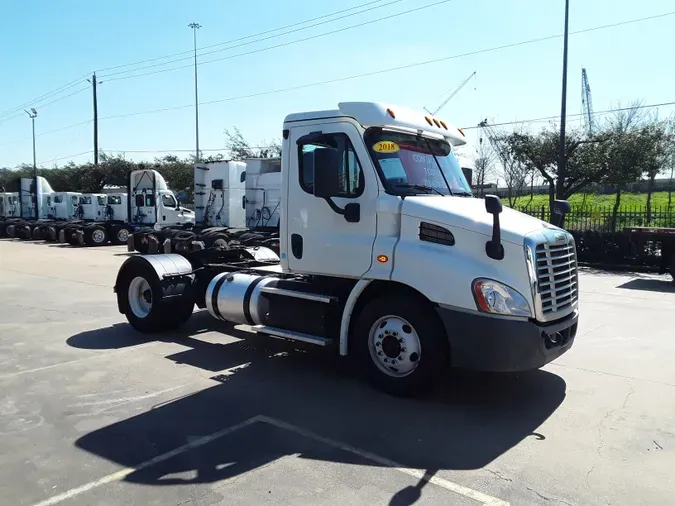 2018 FREIGHTLINER/MERCEDES CASCADIA 113