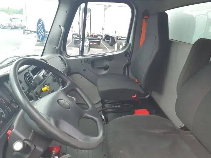 2018 FREIGHTLINER/MERCEDES M2 106