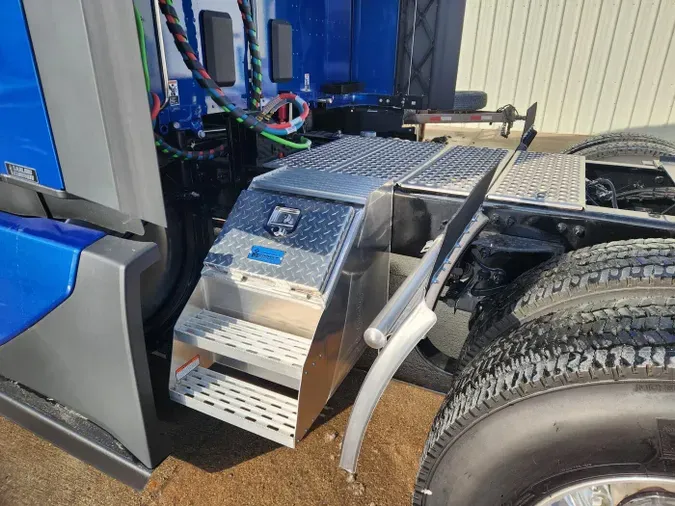 2026 Kenworth T680628f3b158170b141e88dfa3b06143139