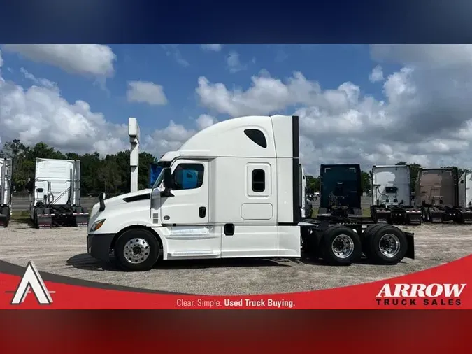 2020 FREIGHTLINER CA126