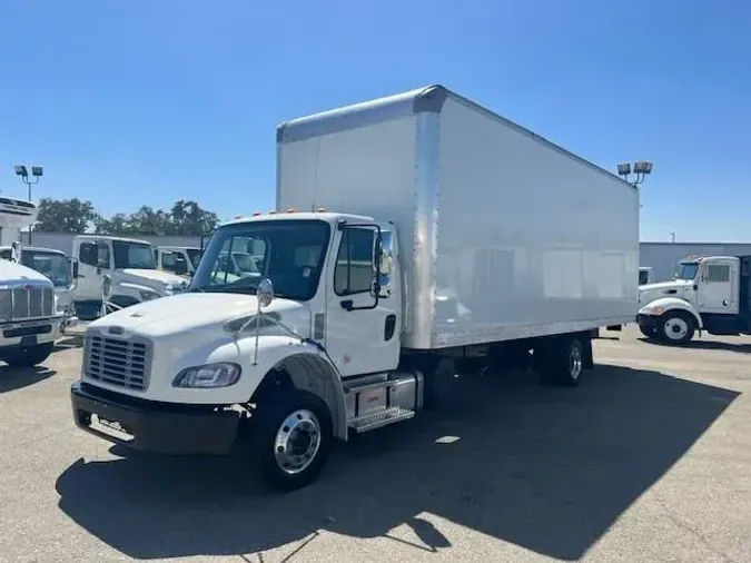 2022 Freightliner Business Class M2 106