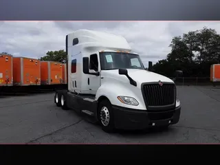 2022 International LT