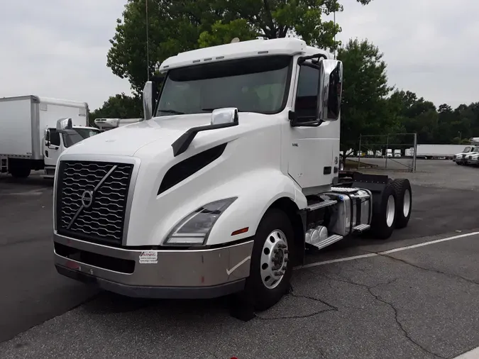 2019 VOLVO VNL64TRACTOR629bf2fb21354877ec6b71b95b0c468f