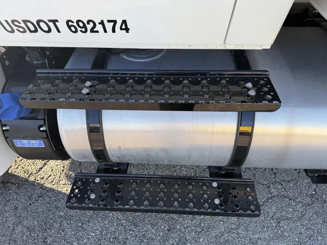 2018 International 4300629c06b7b81df368e563af8293f2c561