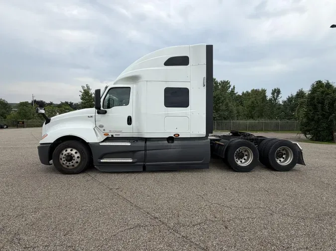 2022 International LT625