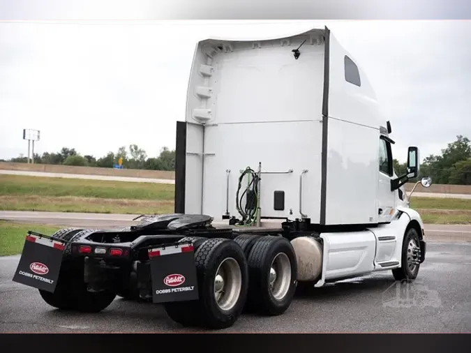 2022 PETERBILT 579