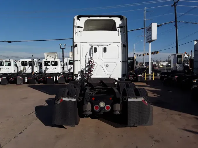 2017 FREIGHTLINER/MERCEDES CASCADIA 125