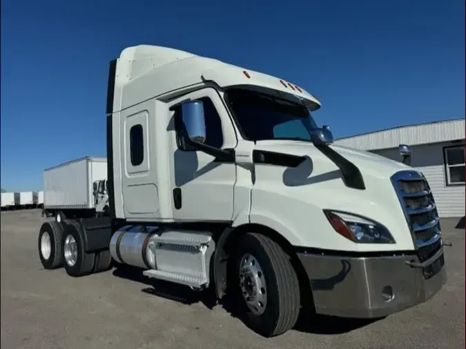 2020 FREIGHTLINER/MERCEDES NEW CASCADIA 116